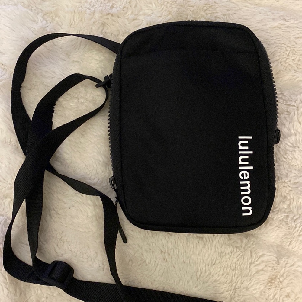 Lululemon crossbody bag